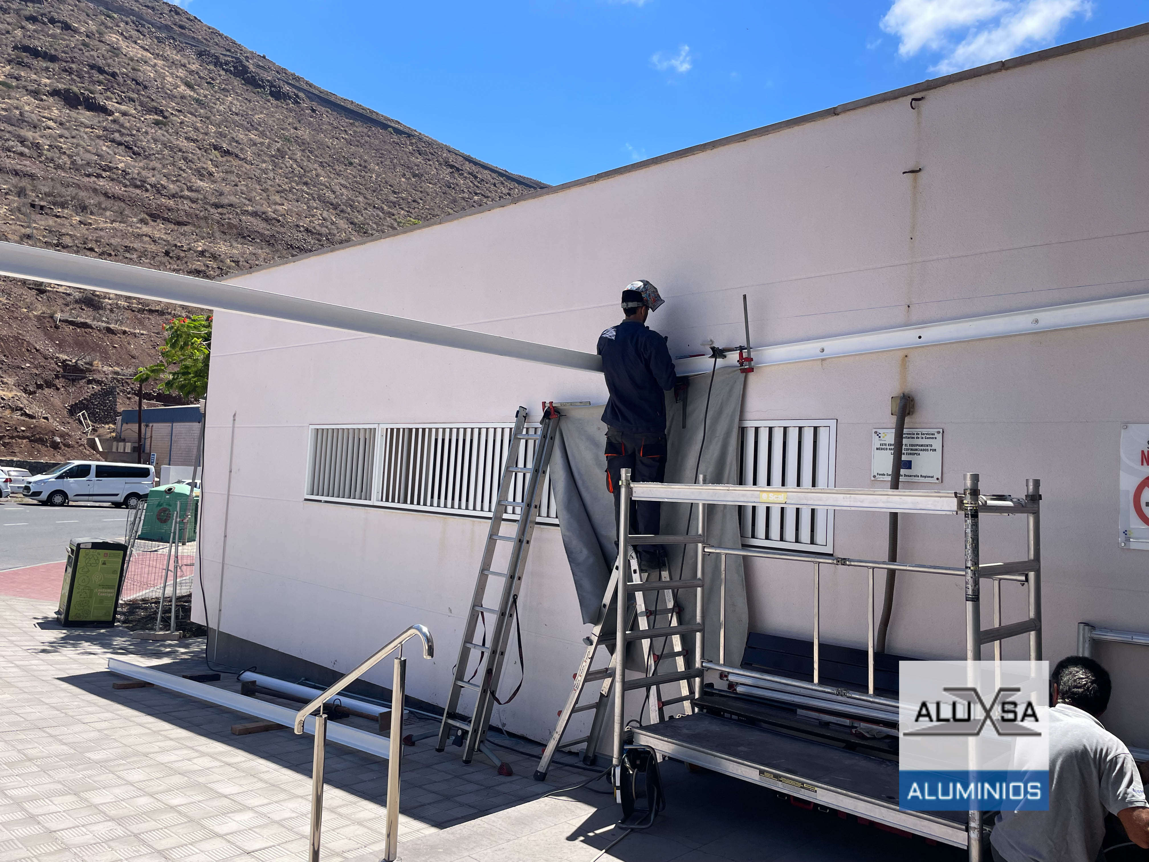 porche de aluminio y cristal gomera 11